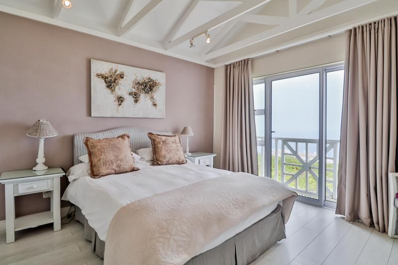 To Let 4 Bedroom Property for Rent in Pinnacle Point Golf Estate Western Cape